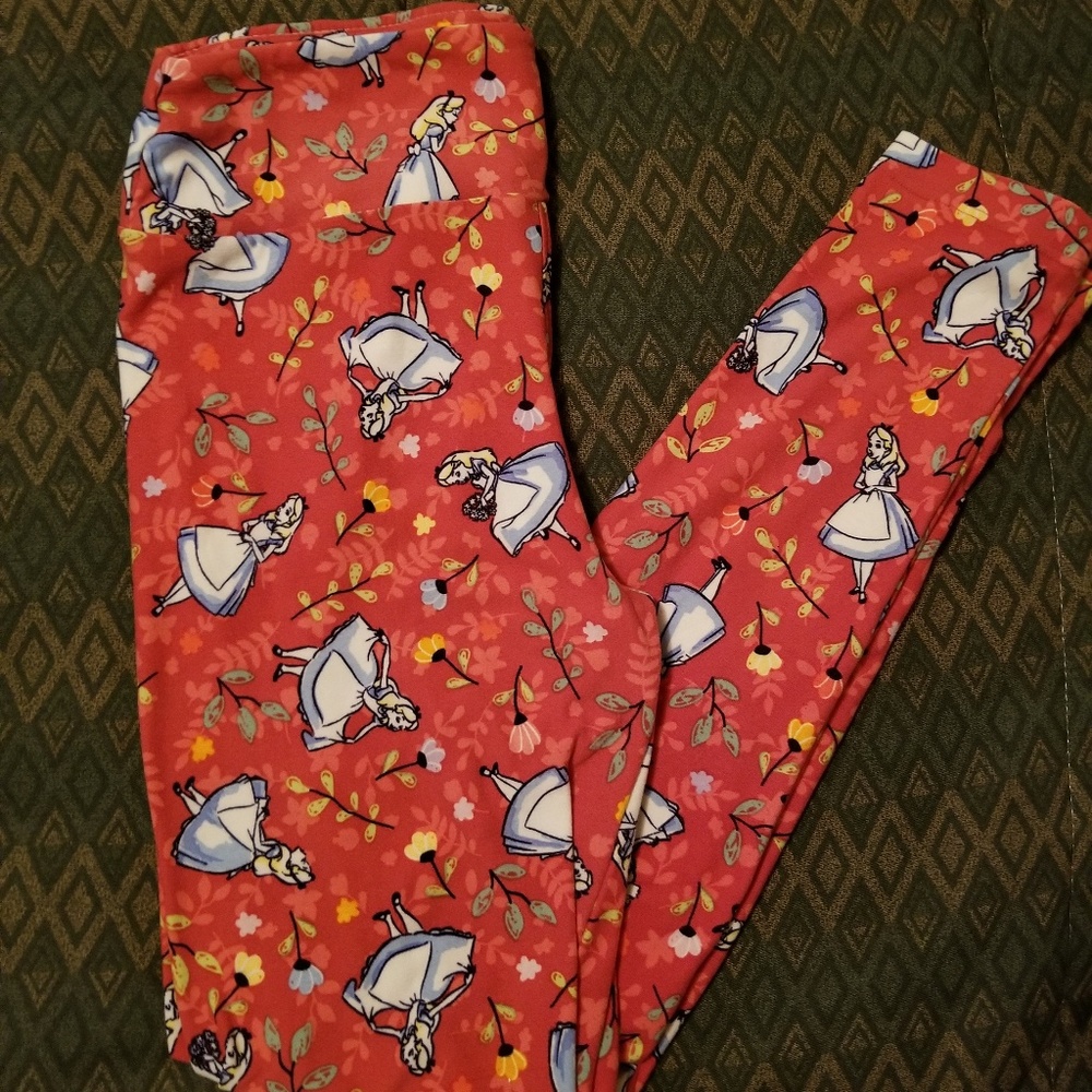Lularoe One Size Alice in Wonderland Leggings